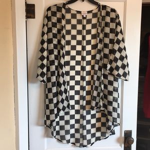 LuLaRoe Lindsay Size M (10-18)